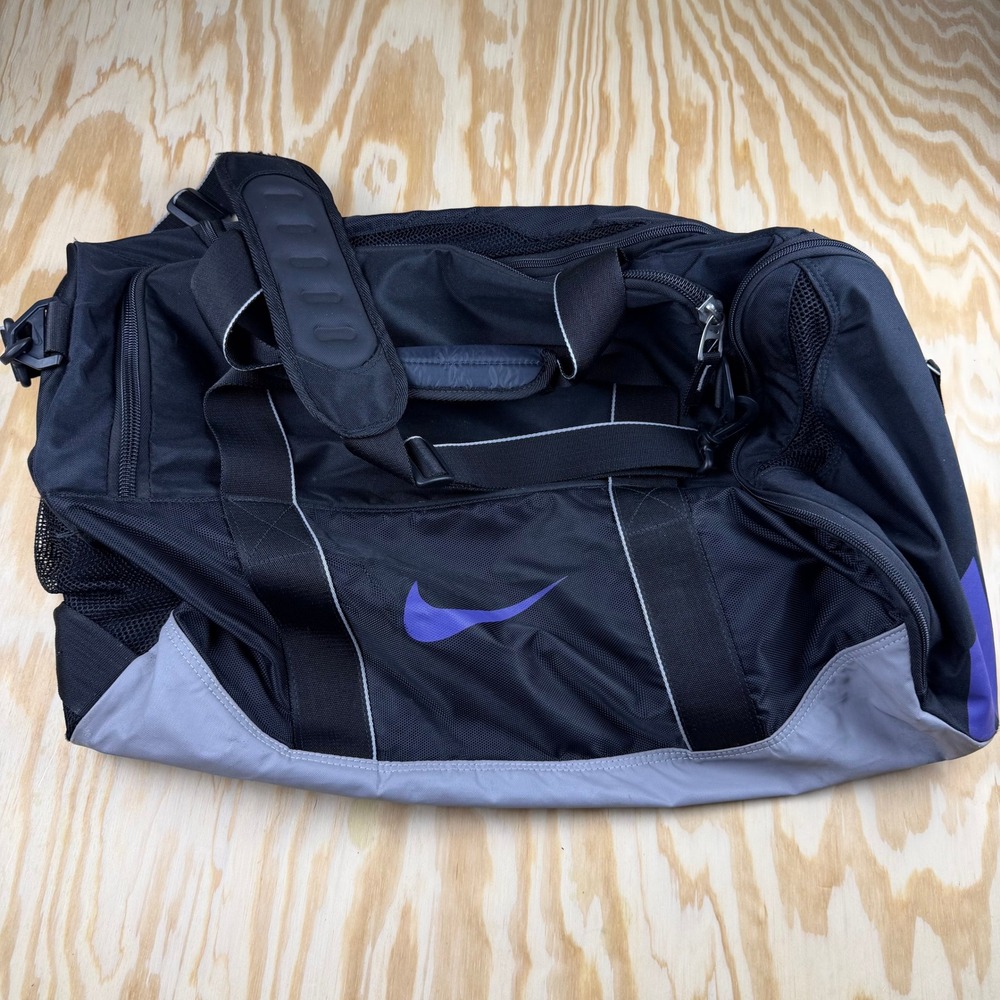Nike Max Air Team Training Duffel Bag Black Grey Purple Medium Gym Bag